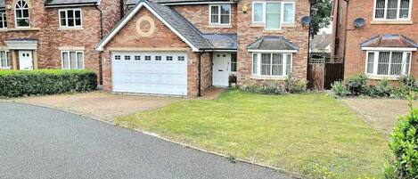 House | Bahagian luar