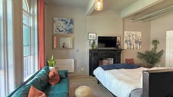 1 bedroom, WiFi, bed sheets