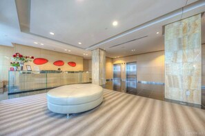 Lobby - Lovely 1 BR Suite + Gym + Pool, MTCC, CN Tower (Toronto)
