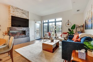 TV, fireplace - Mountain-View Condo in Downtown Winter Park! (Winter Park)