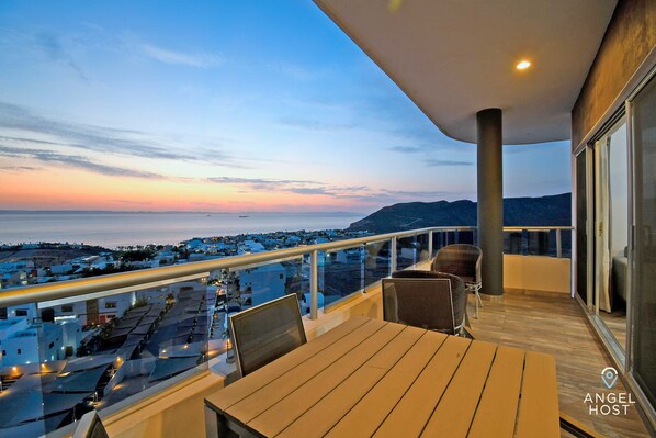 Apartment, 2 Bedrooms, Balcony, Ocean View | Balcony