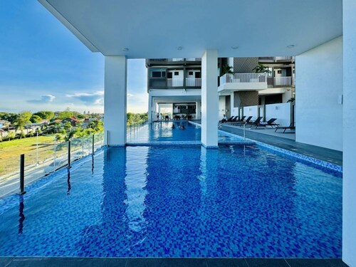 Comfortable Studio with Pool and Balcony