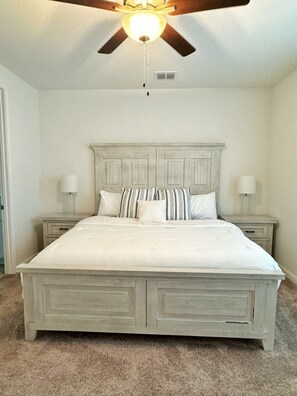 2 bedrooms, iron/ironing board, internet, bed sheets