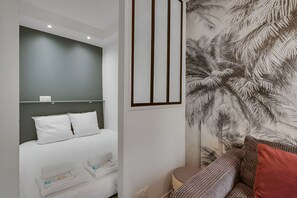 1 habitación, tabla de planchar con plancha, wifi y ropa de cama 