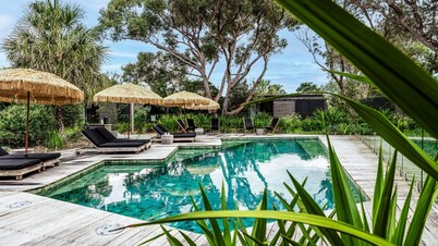 Privately Managed Golf View - Bangalay Villas