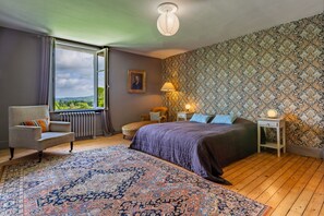 7 Schlafzimmer, Bügeleisen/Bügelbrett, WLAN, Bettwäsche