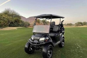 Golf - Luxe Desert Oasis: Pool, Spa, Gym & Golf Cart Access Champ (La Quinta)