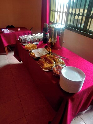 Free daily buffet breakfast