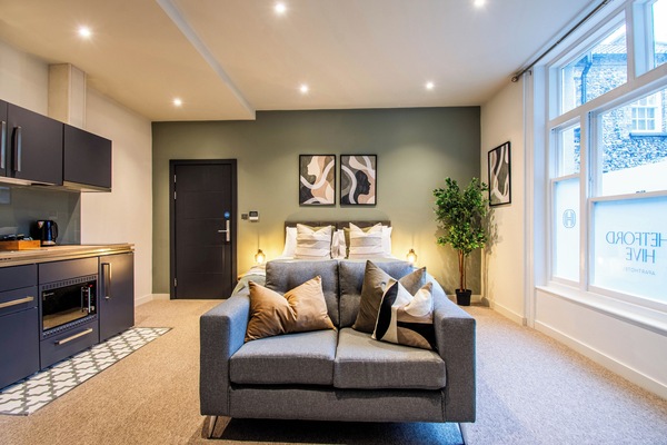 Deluxe Studio Suite, City View | Laptop workspace, iron/ironing board, free WiFi, bed sheets