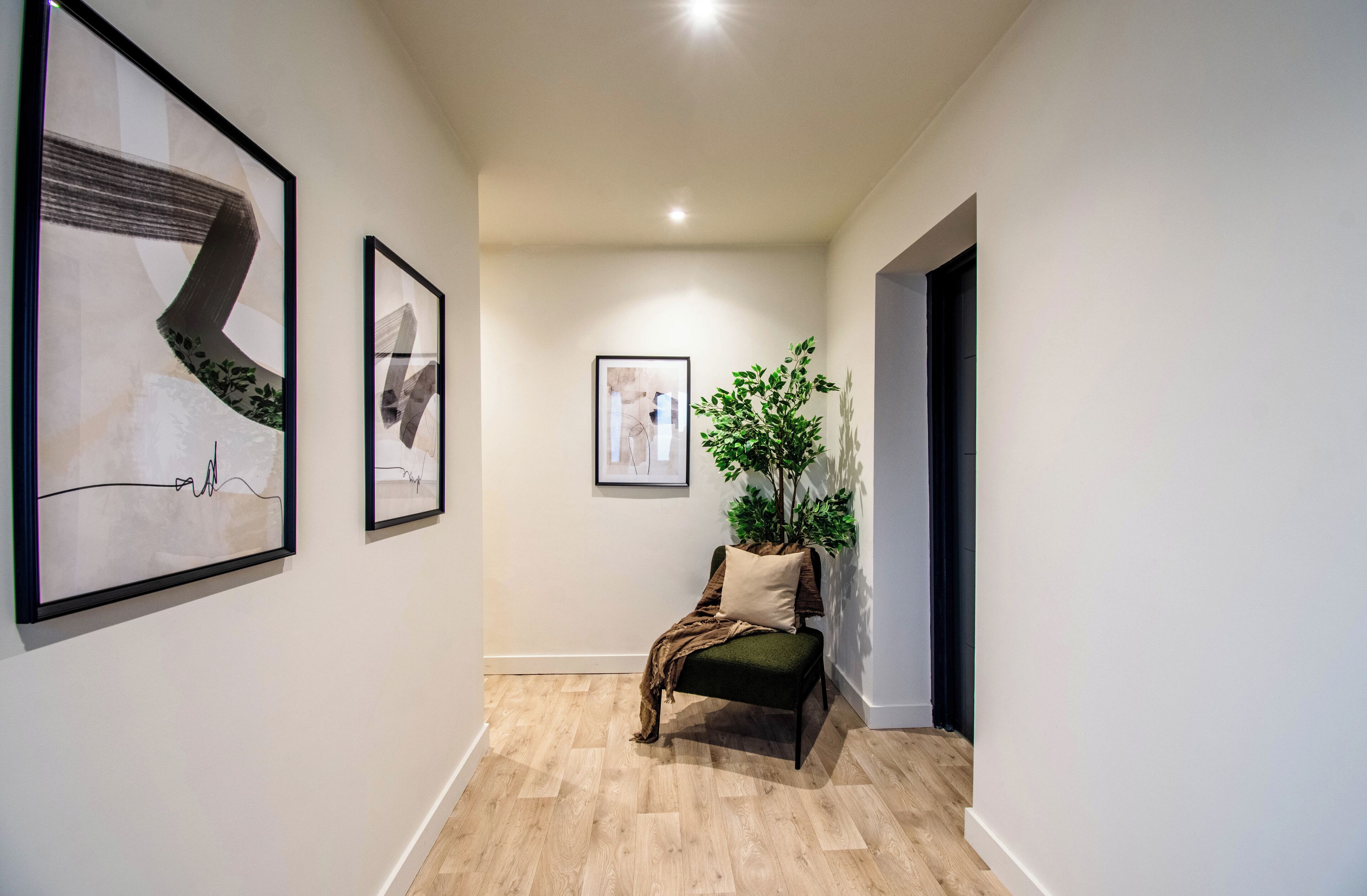 スーペリア アパートメント シティビュー | ノートパソコン用作業スペース、アイロン / アイロン台、WiFi (無料)、ベッドシーツ