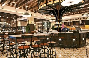 Bar (on property) - NEW! PUEBLO BONITO SUNSET Suite (private hot tub on patio)t (Cabo San Lucas)