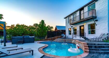 Lakefront Home w/ Pool, Spa, & Game Room!
