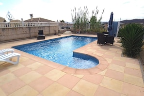 House | Pool