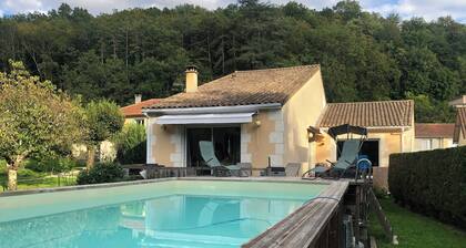 House in the center of Périgueux, with swimming pool