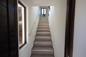 Suite, Balcony