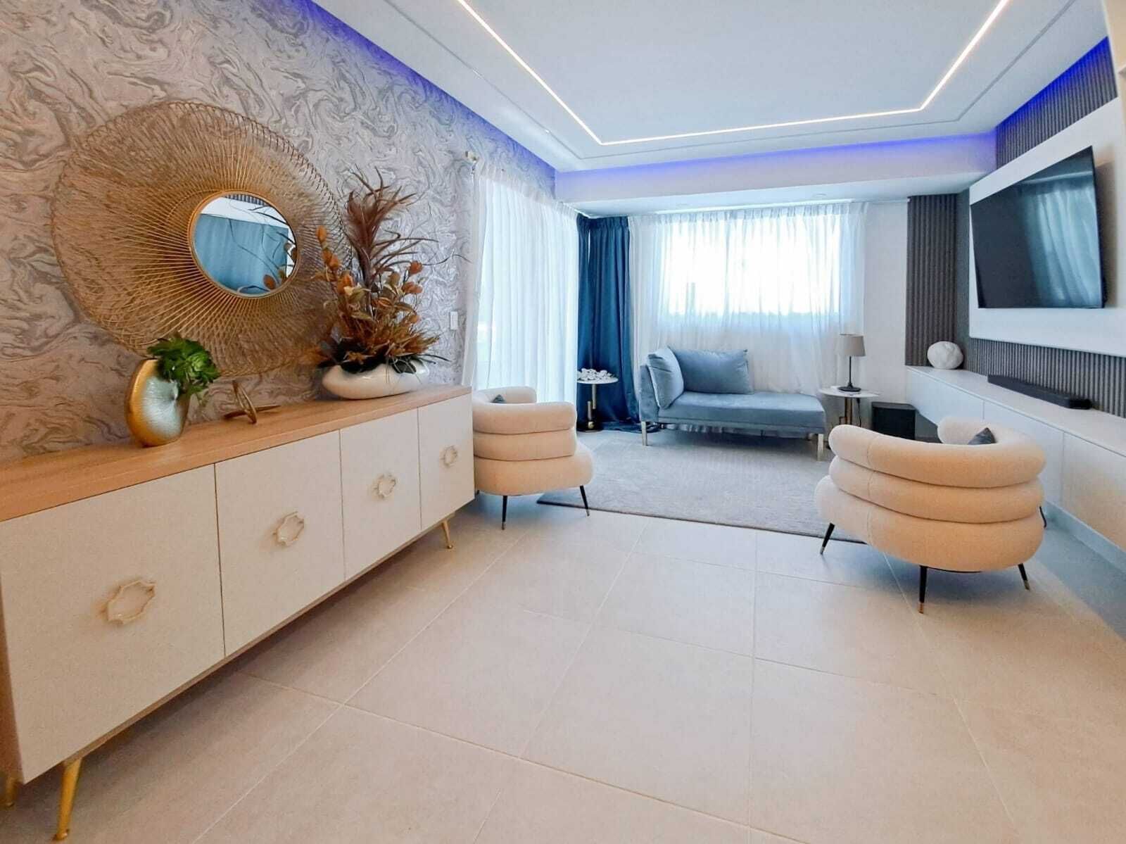 Cofres nos quartos, individualmente decorados