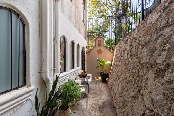 Terrace/patio - Casita Tranquila • Mexican-Style Condo • Romantic Zone Stay • Rooftop with Views (Puerto Vallarta)