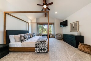 3 chambres, fer et planche à repasser, Wi-Fi, draps fournis