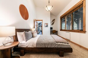 3 chambres, fer et planche Ă repasser, Wi-Fi, draps fournis