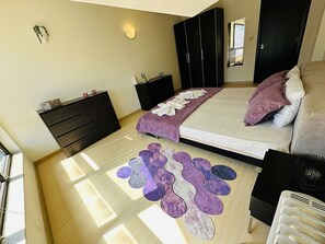 1 bedroom, free WiFi, bed sheets