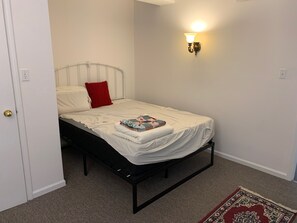 1 bedroom, WiFi, bed sheets - Ted's Place (London)