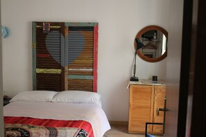 2 habitaciones, tabla de planchar con plancha y wifi gratis 