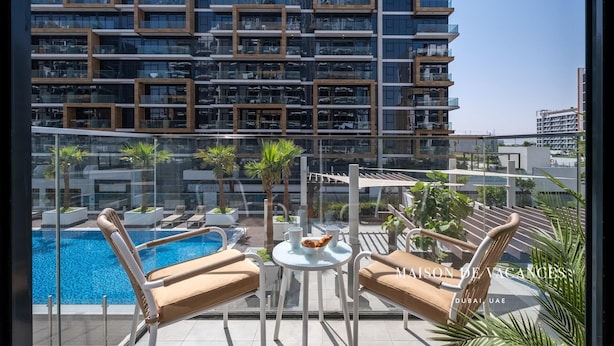 Unclassified image, 1 of 38, button - Pool View Studio 10mins From Dubai Mall (Dubai)