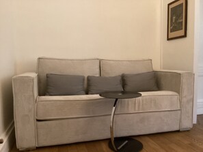 Smart TV - Le Roosevelt, renovated 100m2 apartment in the 6th arrondissement (Lyon)