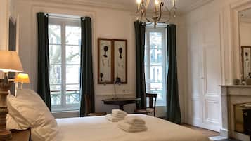 3 slaapkamers, een kluis op de kamer, een strijkplank/strijkijzer