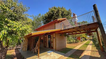 Family Chalet, River View | 1 bilik tidur, dihias secara berasingan, meja