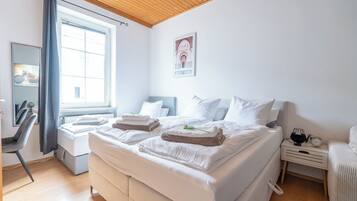 Departamento clásico, para no fumadores, balcón | 1 habitación y ropa de cama de alta calidad