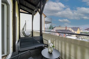 Premium-Apartment, 3 Schlafzimmer, Nichtraucher, Balkon | Balkon