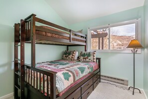 2 chambres, Wi-Fi gratuit, draps fournis