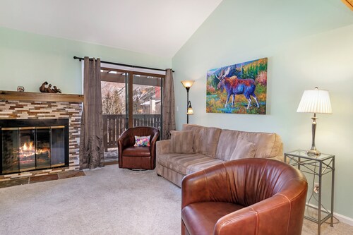 Wonderfully Renovated Condo, Walk to Beaver Creek Resort