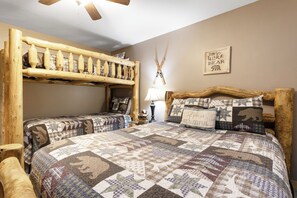 3 bedrooms, iron/ironing board, free WiFi, bed sheets