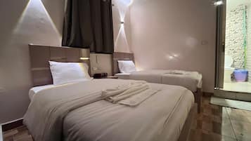 Ropa de cama de alta calidad, edredón, minibar y wifi gratis