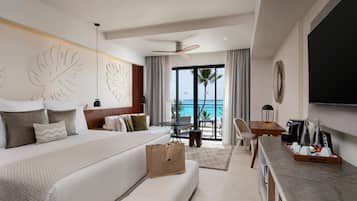 Minibar, in-room safe, free WiFi, bed sheets