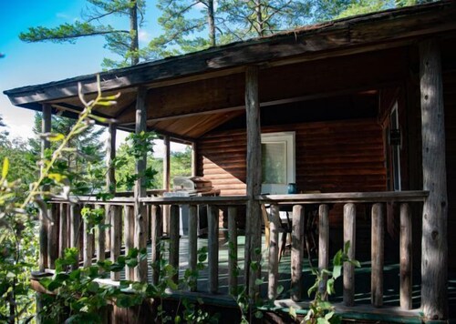 Riverside Cabin in The Forks