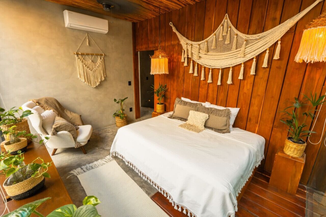 4 camere, una scrivania, ferro/asse da stiro, culla da viaggio