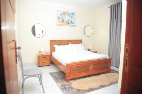 1 bedroom, iron/ironing board, WiFi, bed sheets