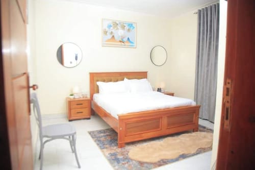 Tinaz Staycation  - Along Namugongo-Kira Road. 