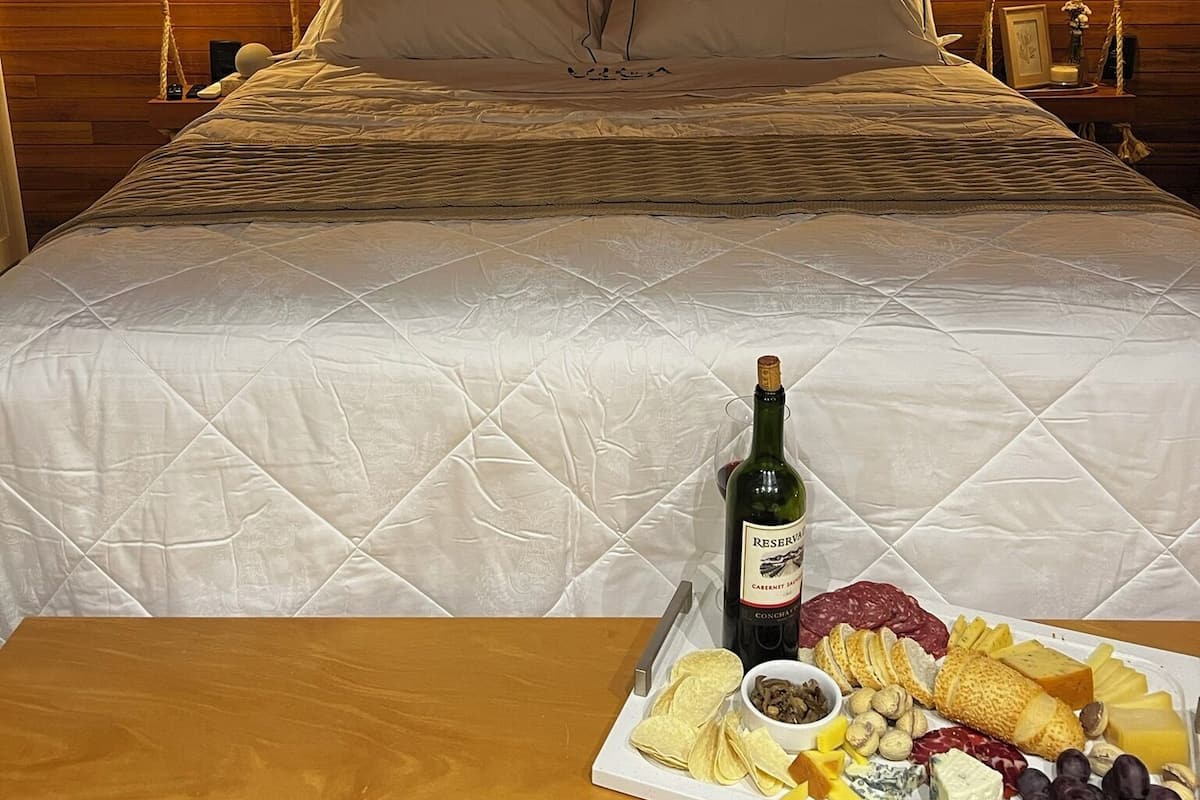 Deluxe huisje, 1 queensize bed met slaapbank, uitzicht op bergen | 1 slaapkamer, gratis wifi