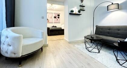 Spacious Loft Living: 130m² Apartments near Berlin's Top Sights