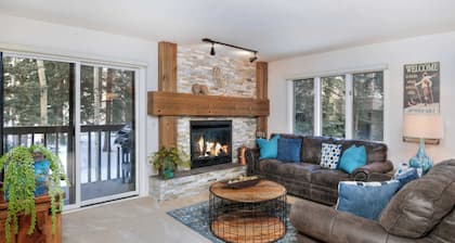 Beaver Creek Townsend Getaway – Ski In/Ski Out!