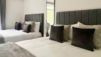 Apartamento | 2 quartos, Wi-Fi de cortesia, roupa de cama