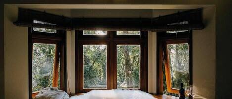 مغطس/حوض استحمام عميق