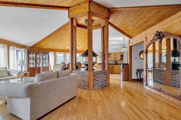 Main floor seating area.