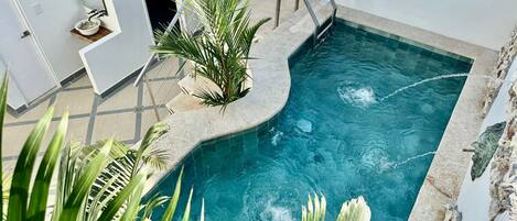 Alberca al aire libre