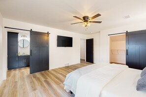 5 chambres, lit parapluie, accĂšs Internet, draps fournis