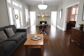 Téléviseur connecté, livres